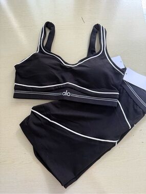 ALO Yoga Black Sports Bralette with White Piping
